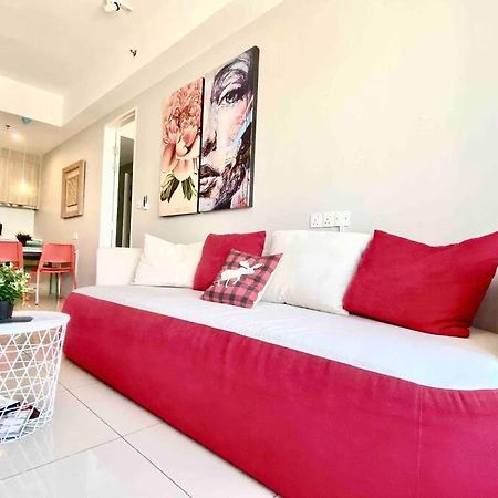 Tropicana 218 Macalister #Wondercolor #Infinity Pool #Georgetown #5Pax #2Br 2Bath #1King 1Queen 1Single #Quality Well Maintained #Private Host Exterior foto